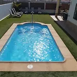 Thais, Private Heated Pool, Ideal For Your Holidays In Villa