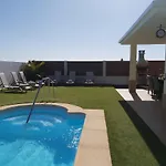 Thais, Private Heated Pool, Ideal For Your Holidays In Villa