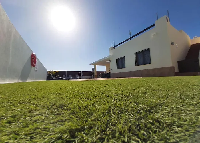 Thais, Private Heated Pool, Ideal For Your Holidays In فيلة