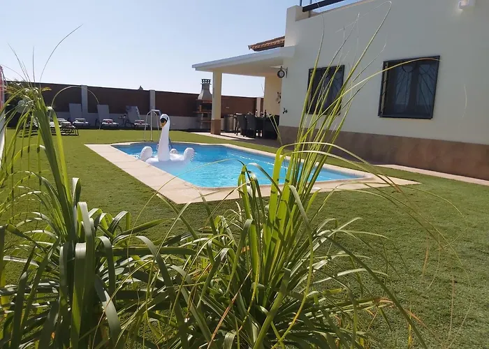 فيلة Thais, Private Heated Pool, Ideal For Your Holidays In *