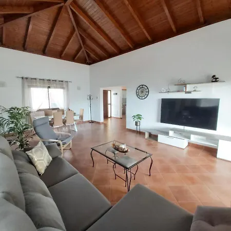 Thais, Private Heated Pool, Ideal For Your Holidays In Villa