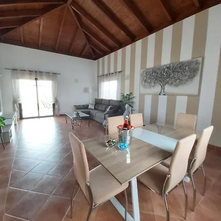Thais, Private Heated Pool, Ideal For Your Holidays In Villa Caleta De Fuste
