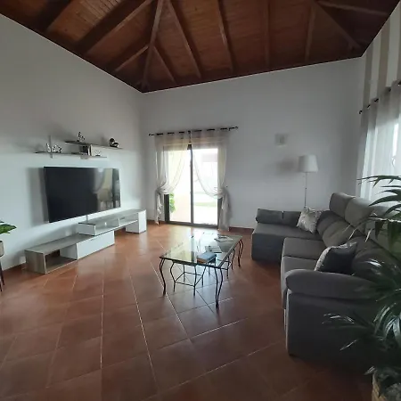 Villa Thais, Private Heated Pool, Ideal For Your Holidays In